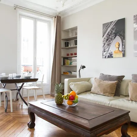 Private - Marais - Francs Bourgeois * Париж